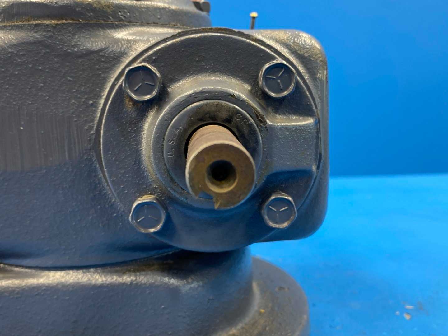 Winsmith 3SF Speed Reducer, 1822 Input RPM / AGMA 8 / 51-110F / Ratio 5:1, 2.34 Input HP