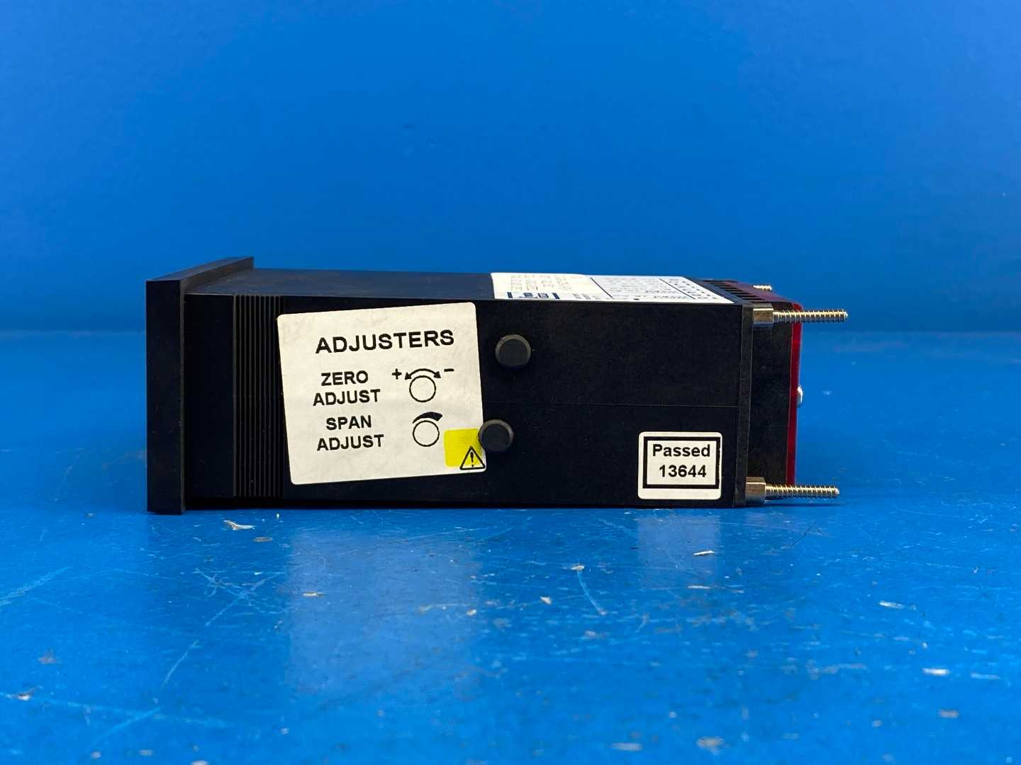 Crompton 262-DGBU-LSTM-C6-PQ-61 Digital Panel Meter 0–5A Input 0–2000A Scale 120V 60Hz