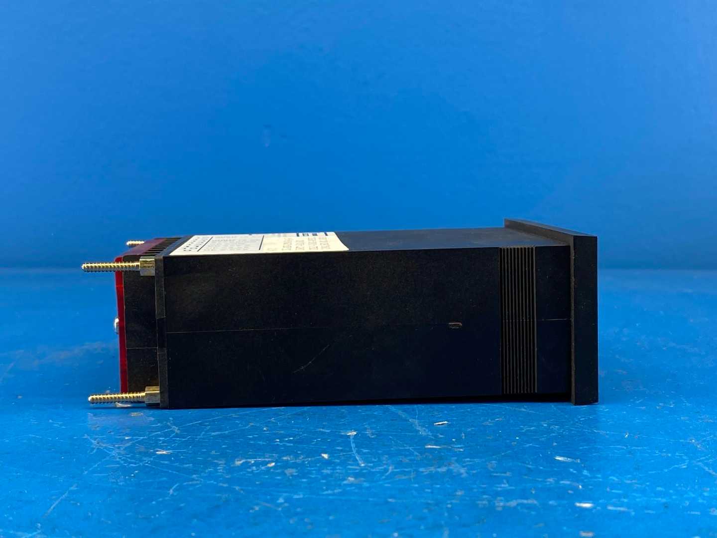 Crompton 262-DGBU-LSTM-C6-PQ-61 Digital Panel Meter 0–5A Input 0–2000A Scale 120V 60Hz