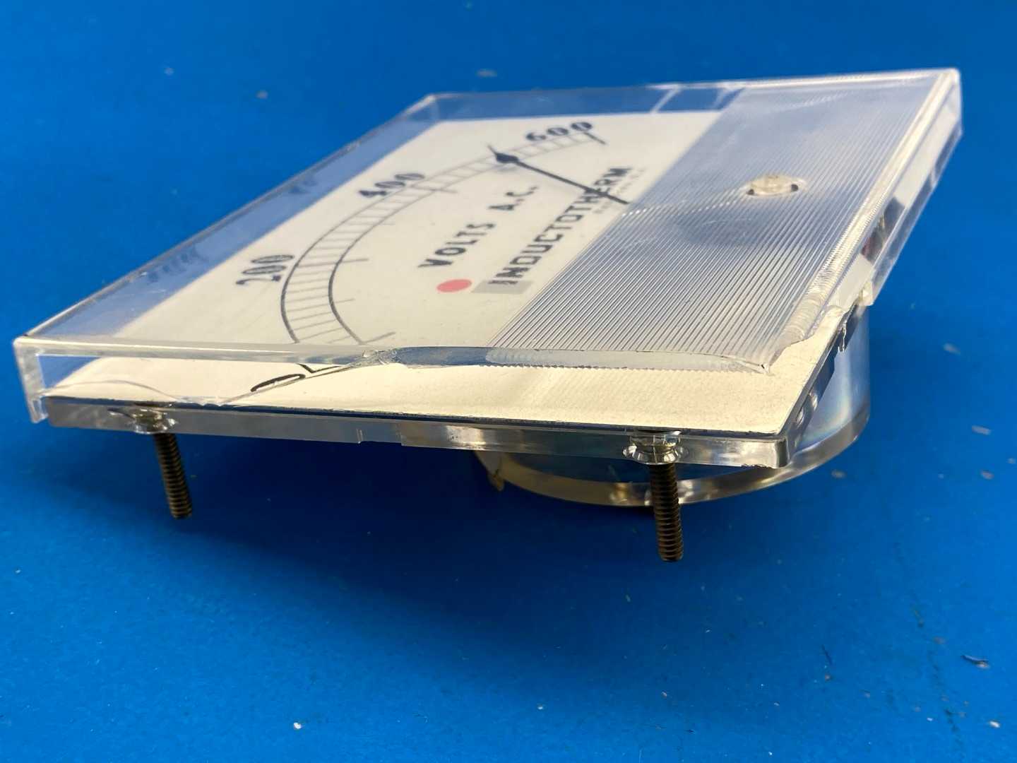 Inductotherm 0-600 Volts A.C. Meter 153-1061