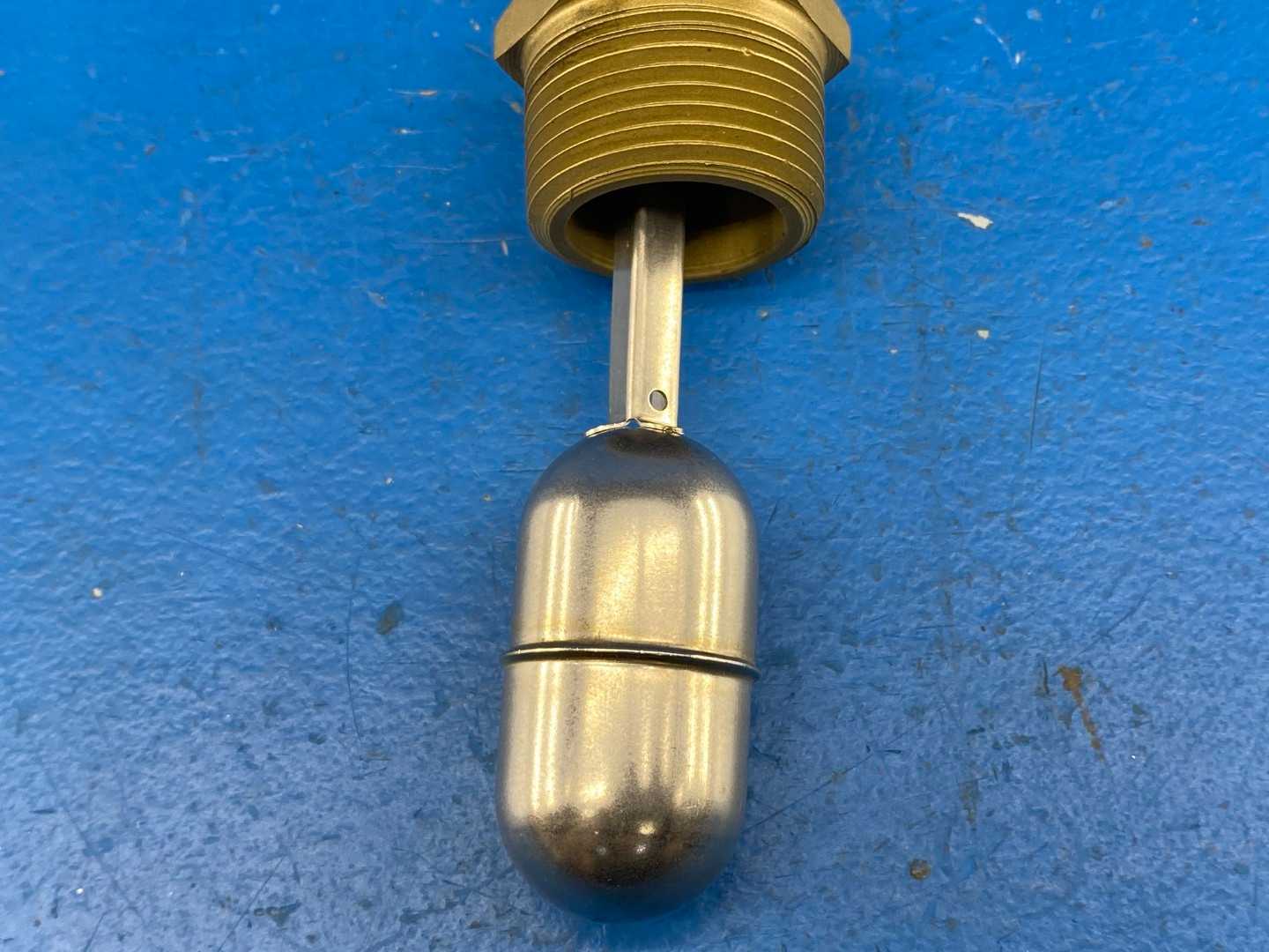 Dwyer Flotect L6 Series, Float Switch L6EPB-B-S-3-A, Brass, 200PSI