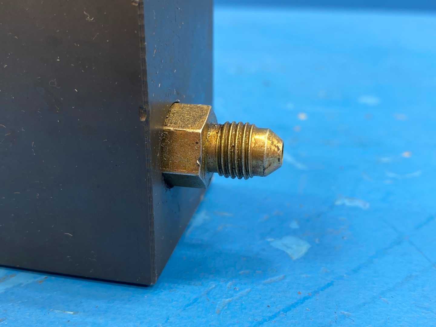 Eaton Vickers DGMC-5-PT-FW-S-30 (868852) Single Relief Valve