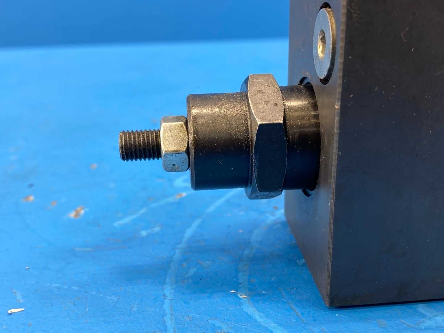 Eaton Vickers DGMC-5-PT-FW-S-30 (868852) Single Relief Valve