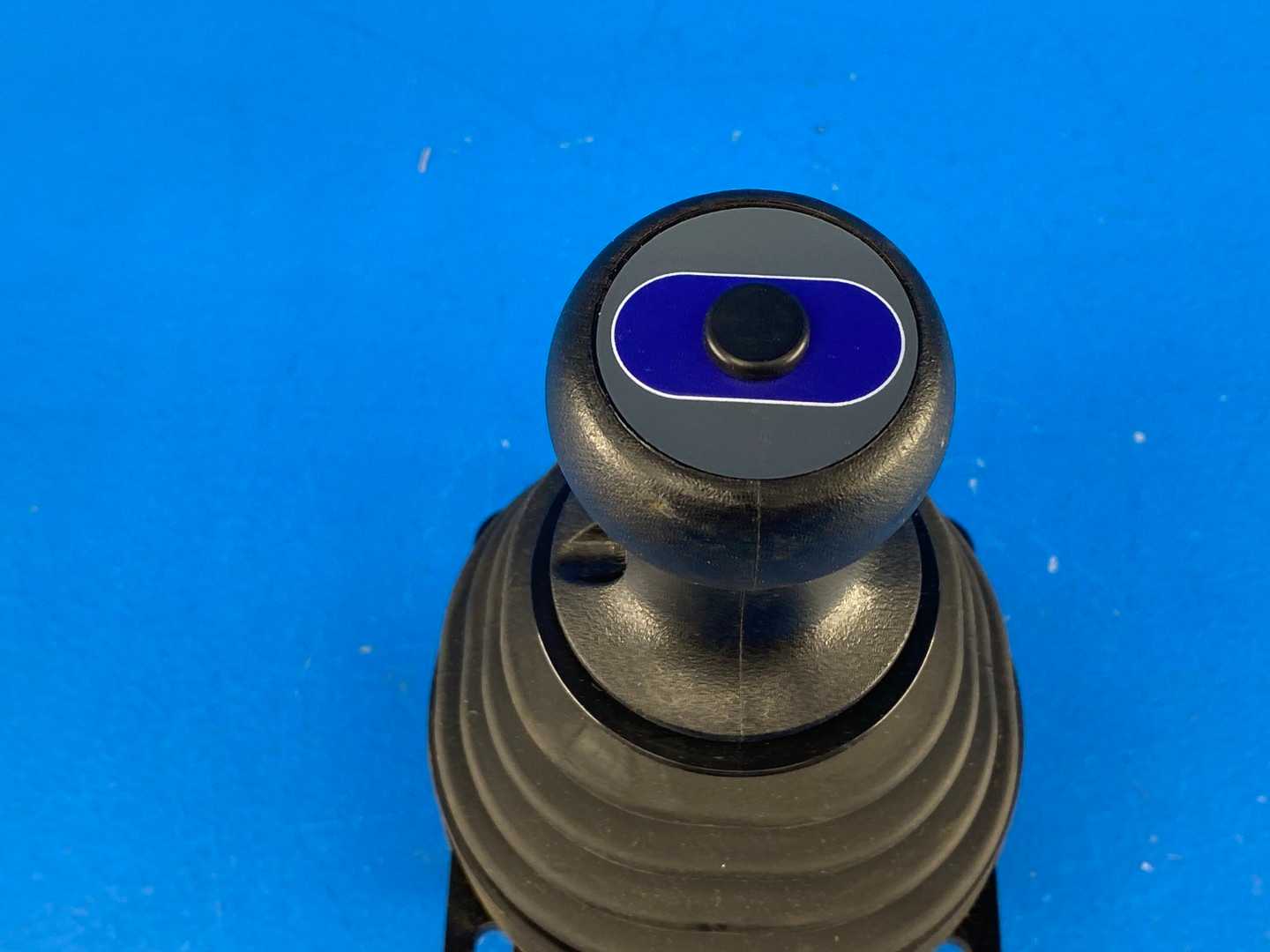 Sure Grip Controls, KE Knob with JSL series Joystick