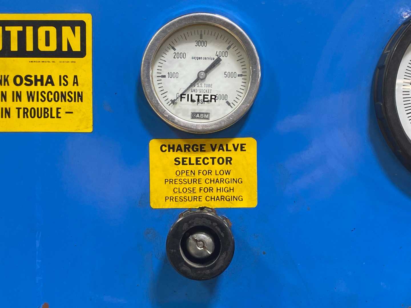 Breathing Air Compressor 563 hrs 18 CFM 5000 PSI SCBA Scuba Paintball w/ Moisture and CO Monitors 5000 psi 15HP 208V 3PH