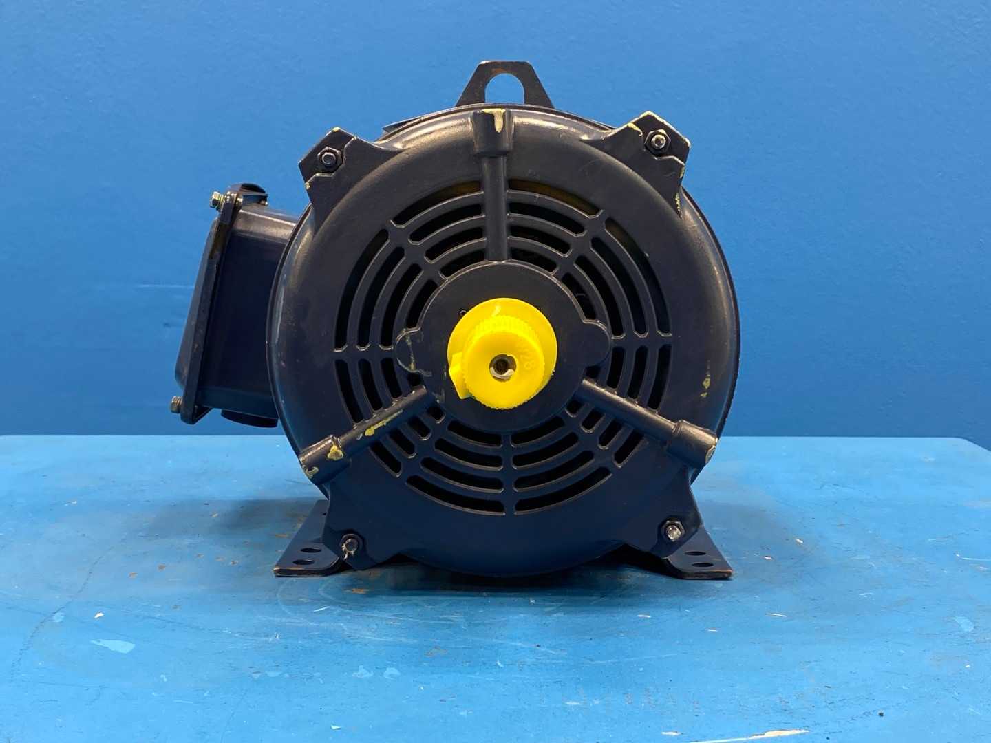  5HP/208-230,460V/1765RPM/3PH Leeson Marathon Globetrotter GT0013A Motor 