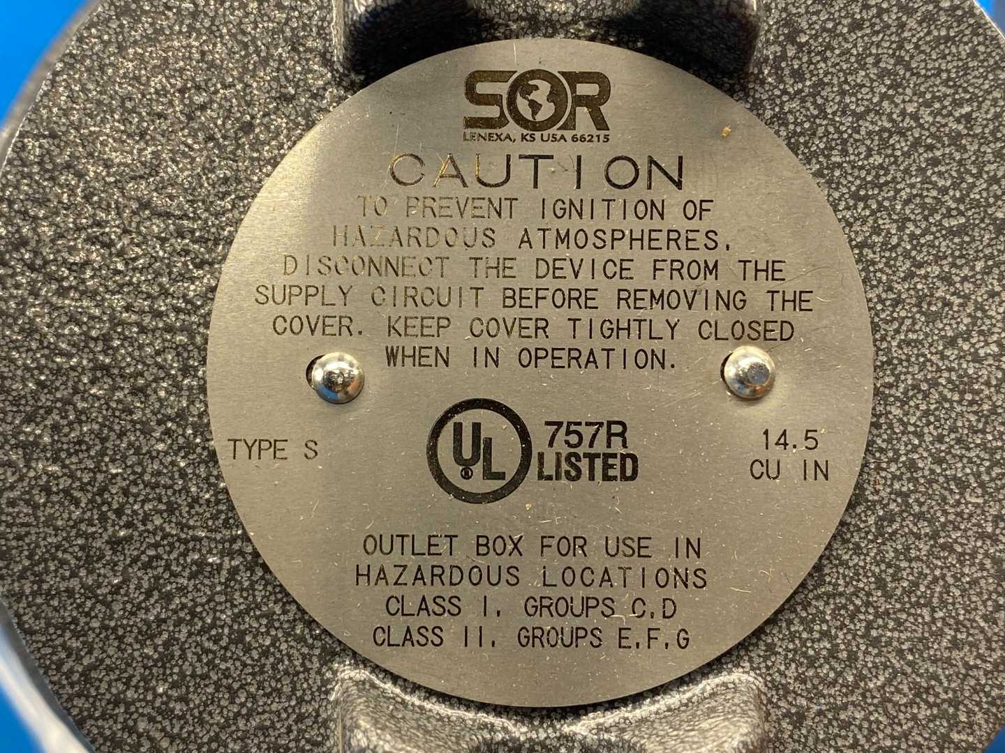 Fike E61-011 Single Diaphragm Explosion Proof Differential Pressure Switch with SOR Type S Switch