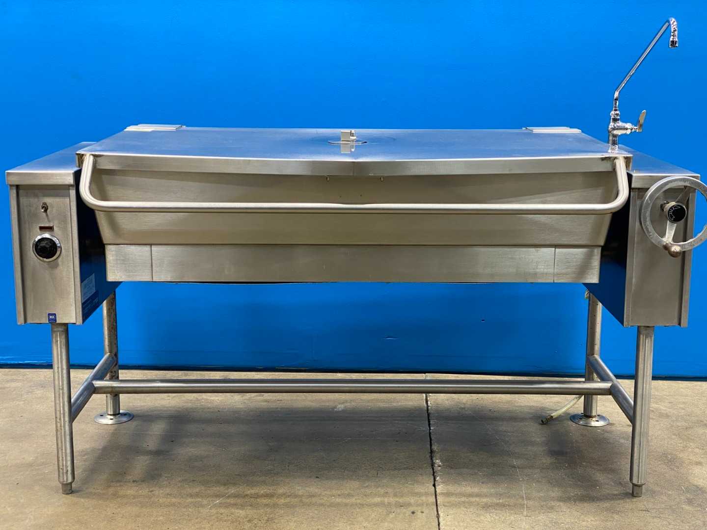 Vulcan-Hart VETS-40 Electric Tilting Braising Pan / Tilt Skiller Item 1