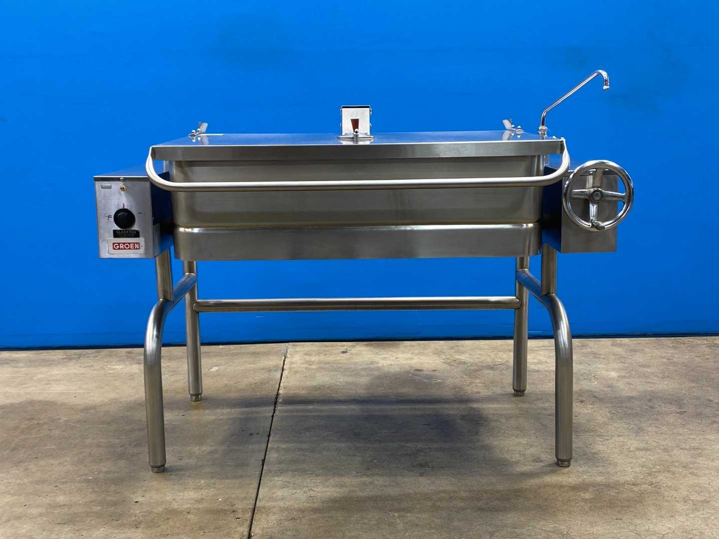 Groen FPO-4 Electric Tilting Skillet 15 Gallon - 240V 3PH - Model 8106 CF - 1978 - Glasstov San Antonio