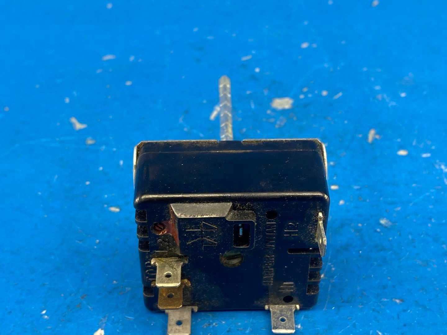 Harper-Wyman 6653G0001A Stove Range INFINITE Burner Switch 250VAC 15A
