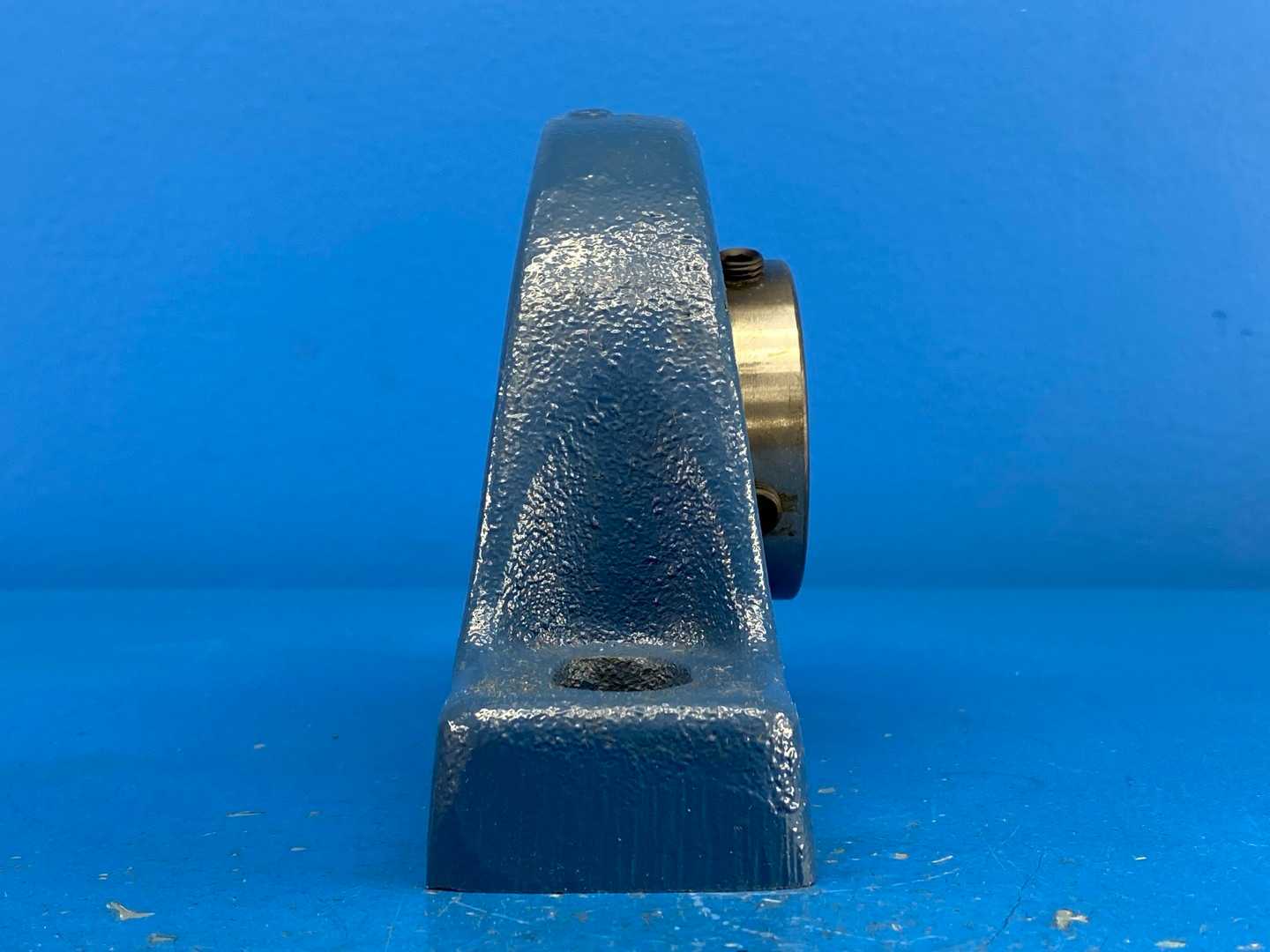 MB Manufacturing C251-1516, 1-15/16" Bore, 2-Bolt Pillow Block Ball Bearing