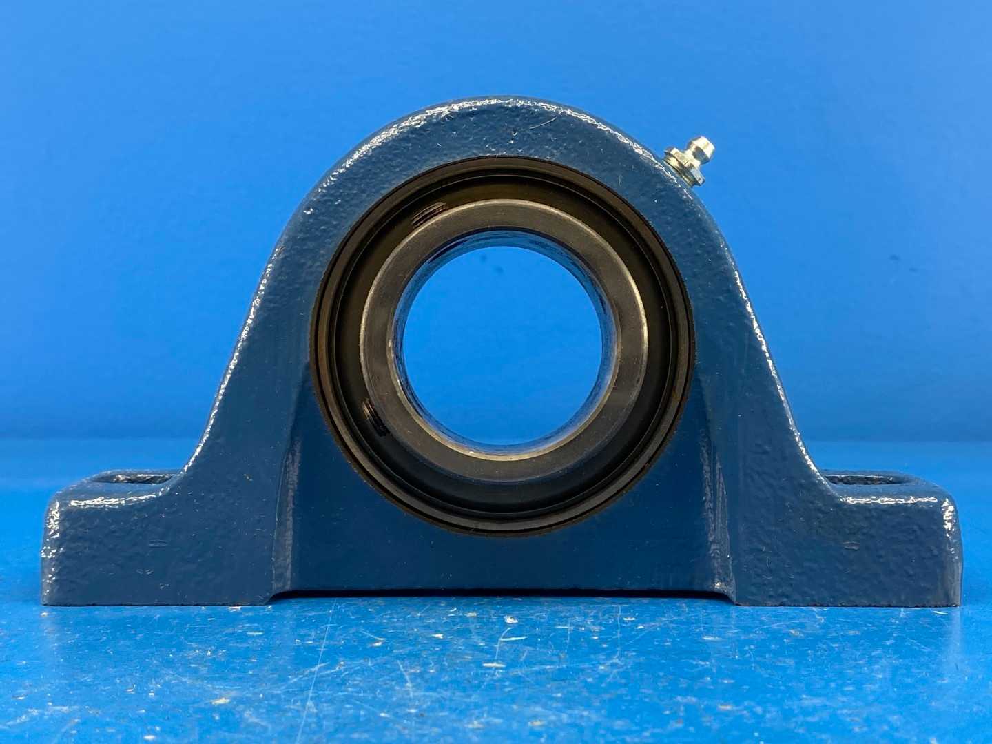 MB Manufacturing C251-1516, 1-15/16" Bore, 2-Bolt Pillow Block Ball Bearing
