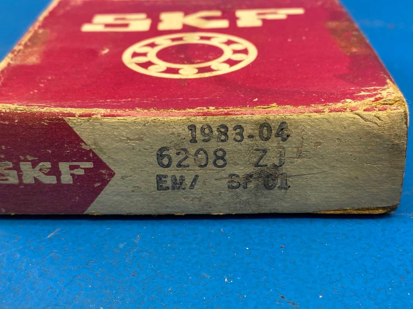 SKF 6208-ZJEM Single Row Deep Groove Ball Bearing 1.5748" Bore x 3.1496" O.D x 0.7087" Width