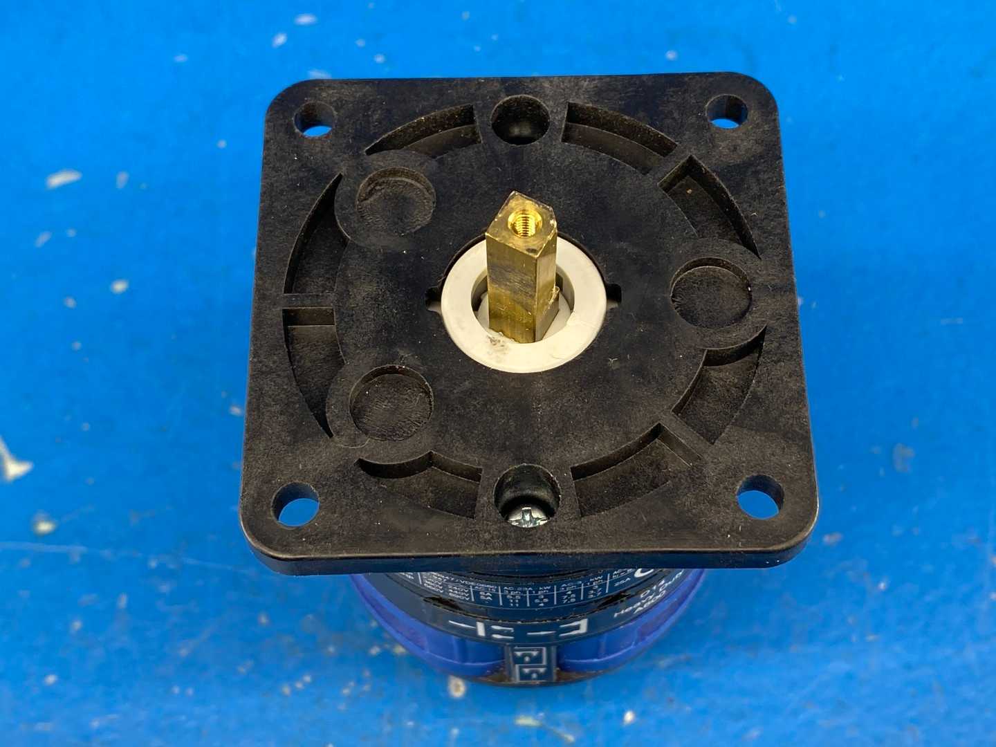 Kraus & Naimer CA20B A720-600 KD1 Rotary Switch
