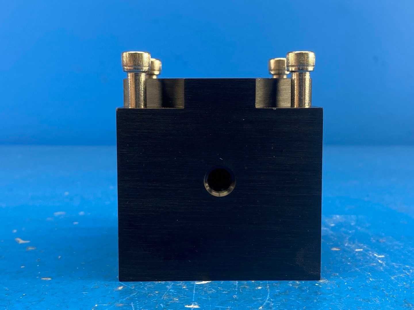 Amphenol Wilcoxon TC2, Triaxial Accelerometer 3/8-16" mounting cube for 731A seismic sensors
