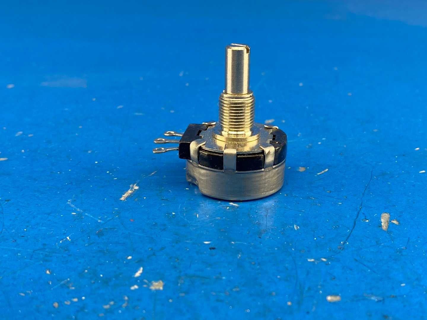 Clarostat 53C310K Potentiometer