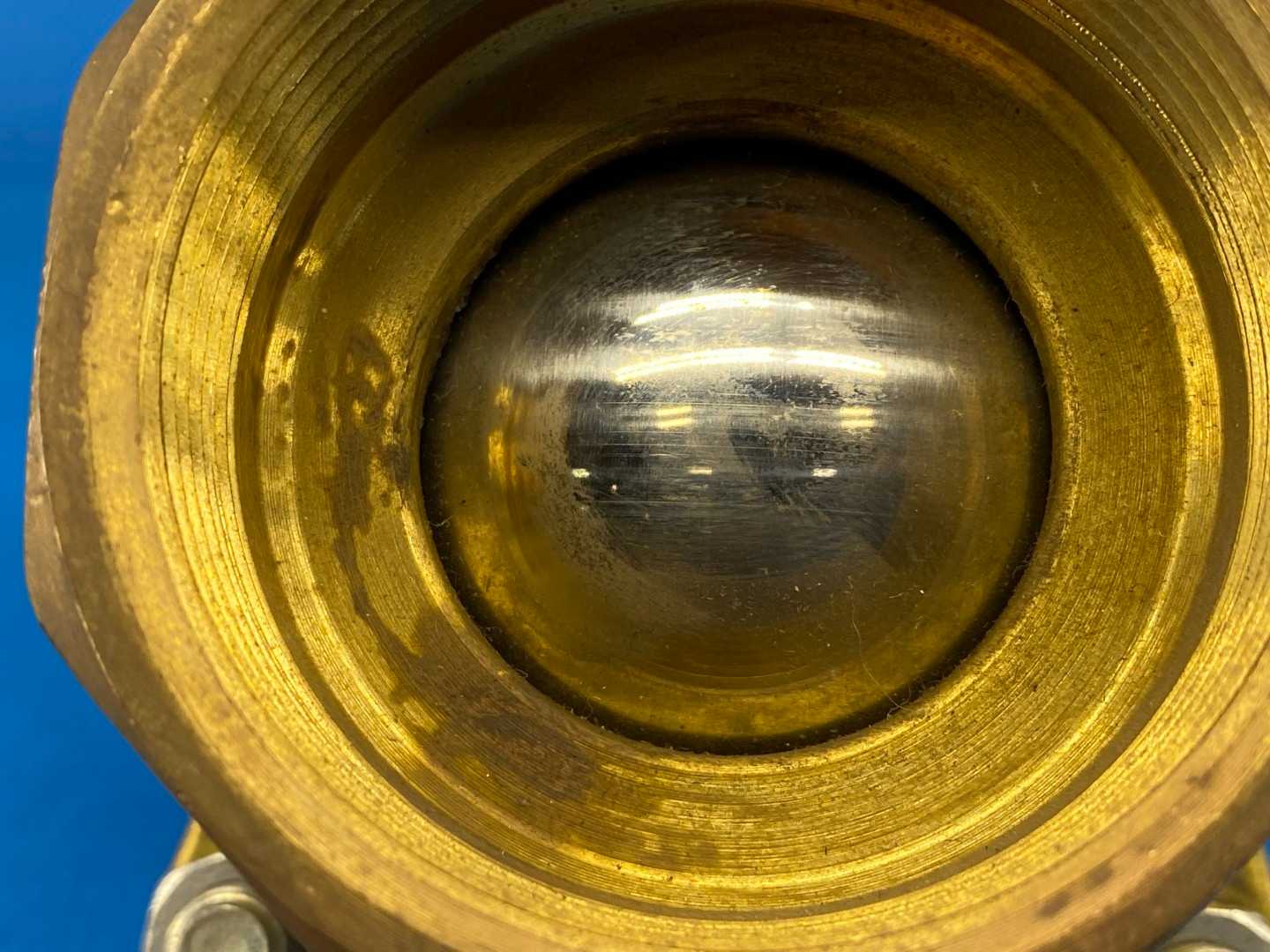 Jamesbury 2-21 1136TTC0 2" Brass Clincher Ball Valve 400 CWP (No Handle)
