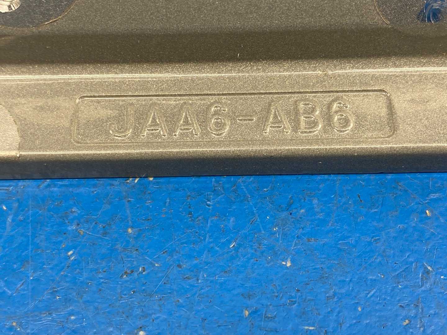 Thomas & Betts JAA6-AB6 Adapter Assy 20° Angle Adapter Type 3R