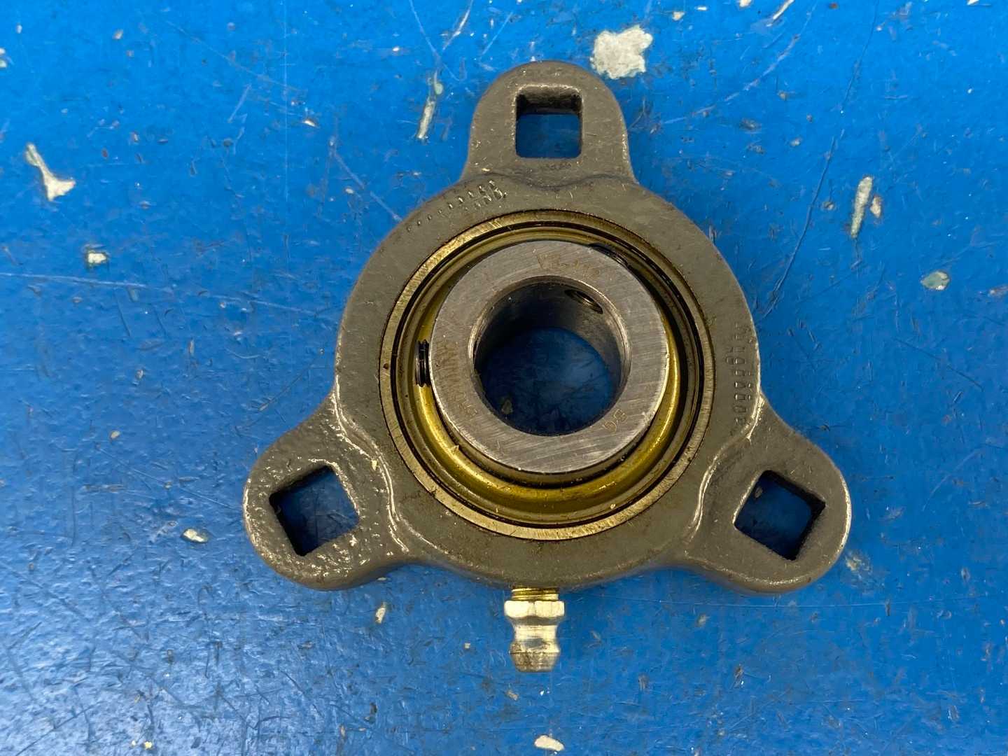 Browning VF3S-112M 3/4" Bore 3-Bolt Round Ball Bearing