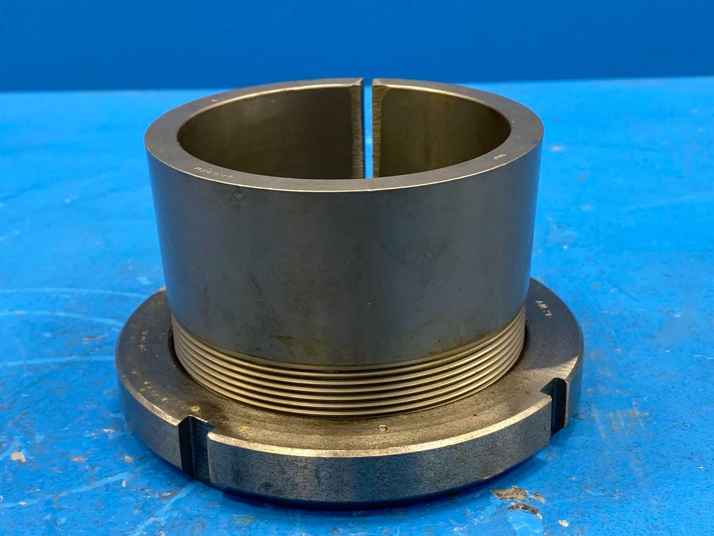 SKF SNW 20X3.7/16 Adapter Sleeve 3.475" BORE Dia 3.918-12 Thread Size