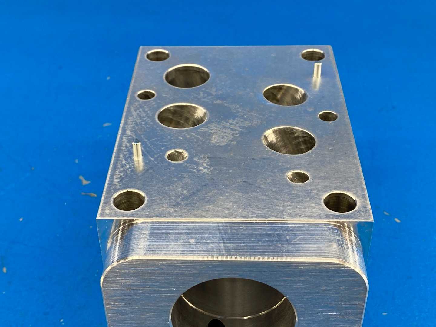 SUN Hydraulics NKA 0HV6-A2 Cartridge Valve Block Manifold