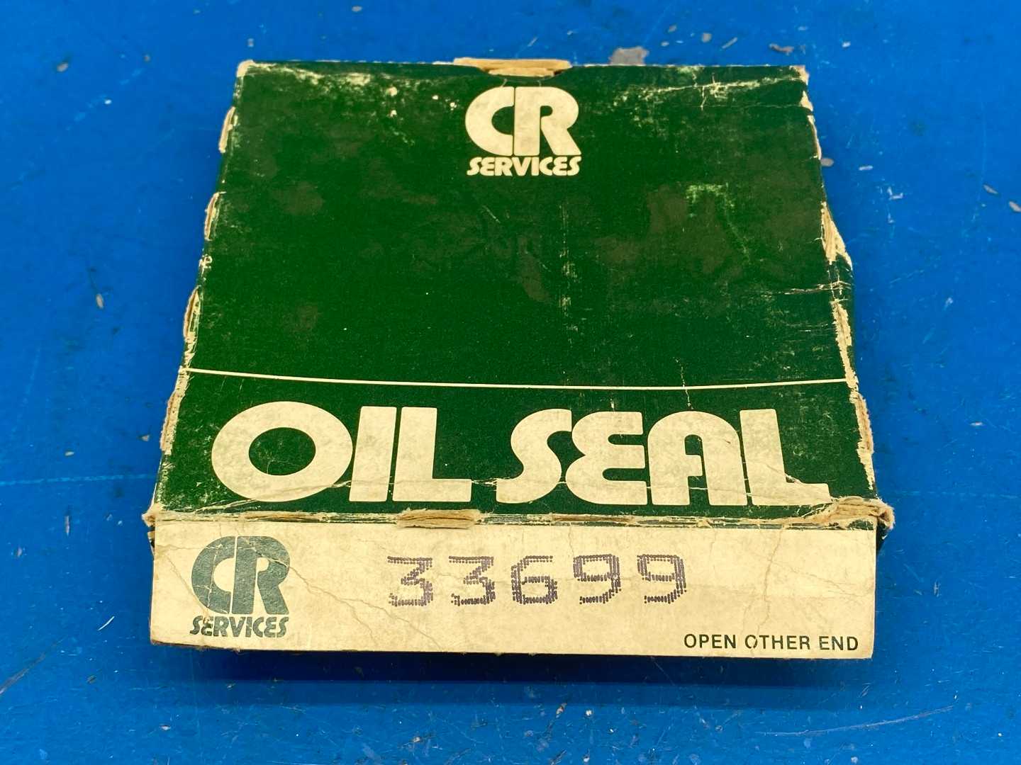 Chicago Rawhide Oil Seal 33699 3.38" Bore x 4.62" OD x 0.50" Width (85.73mm x 117.48mm x 12.70mm)
