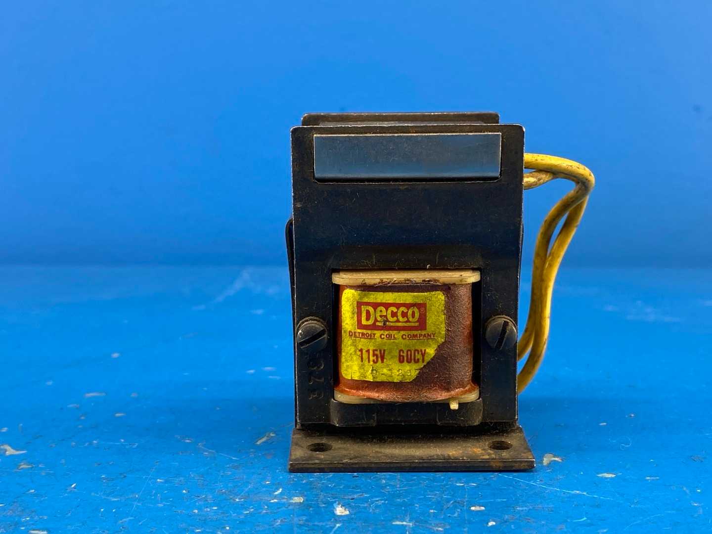 Racine / Decco Solenoid Coil 408775 (490534) – 115 VAC, 60 Hz – Hydraulic Valve 