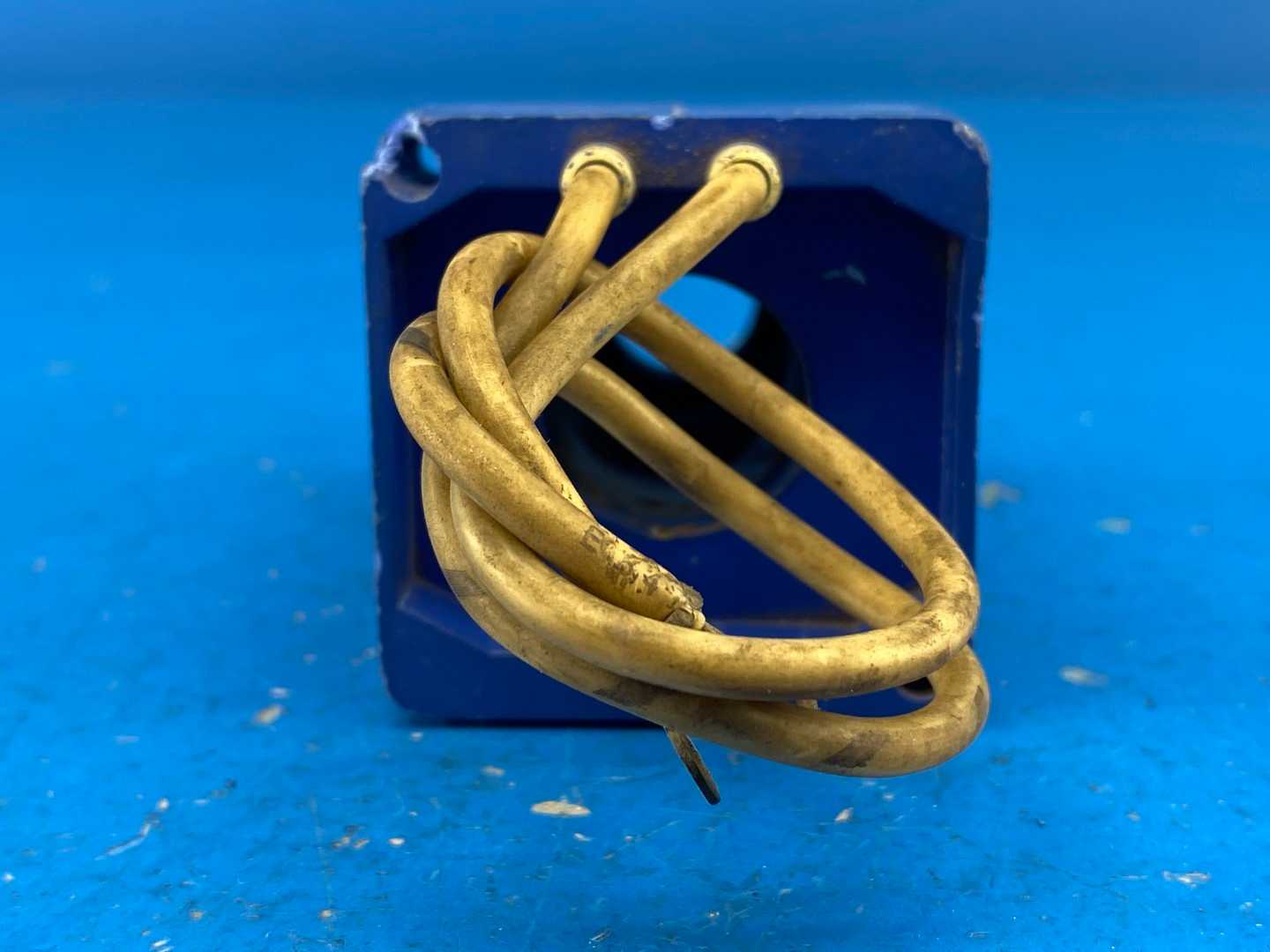 Sperry Vickers 414521 Solenoid Coil, 115/1120VAC 50/60Hz, 110VAC