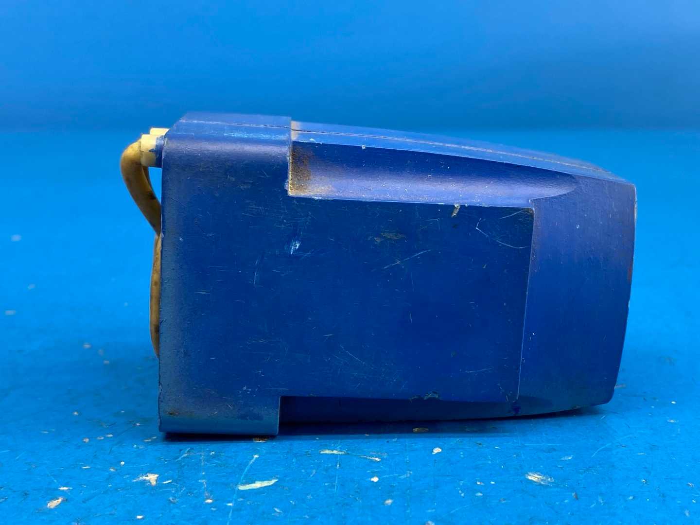 Sperry Vickers 414521 Solenoid Coil, 115/1120VAC 50/60Hz, 110VAC