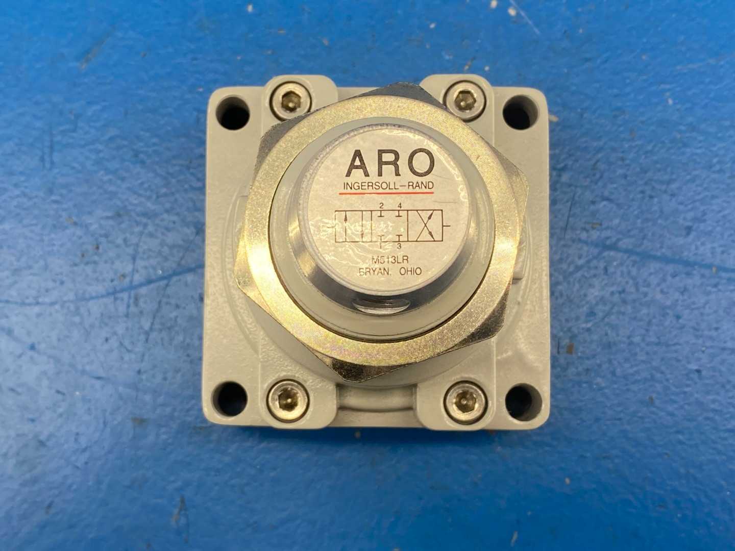 ARO Ingersoll-Rand M513LR Manually Operated Valve: 0.38" NPT Outlet, Rotary Lever, Lever & Manual Actuated