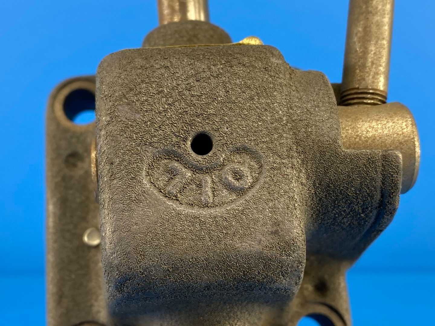 Heinrich 2-FL Grip-Master Fixture Lock