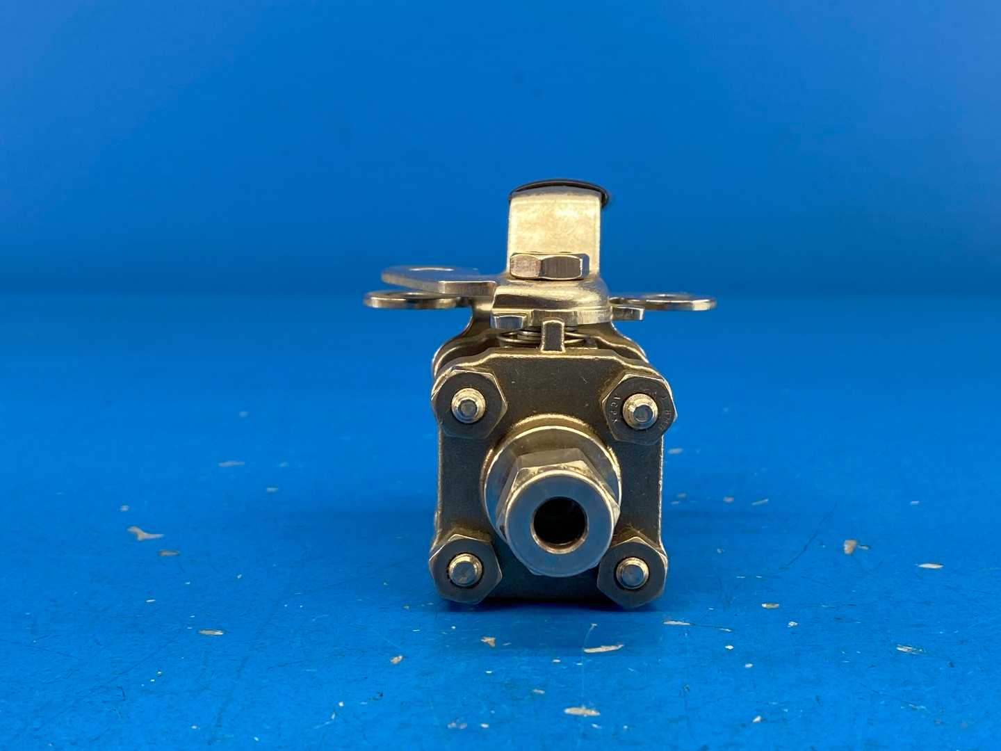 Swagelok SS-62TS4-JL, 1/4" Stainless Steel Ball Valve
