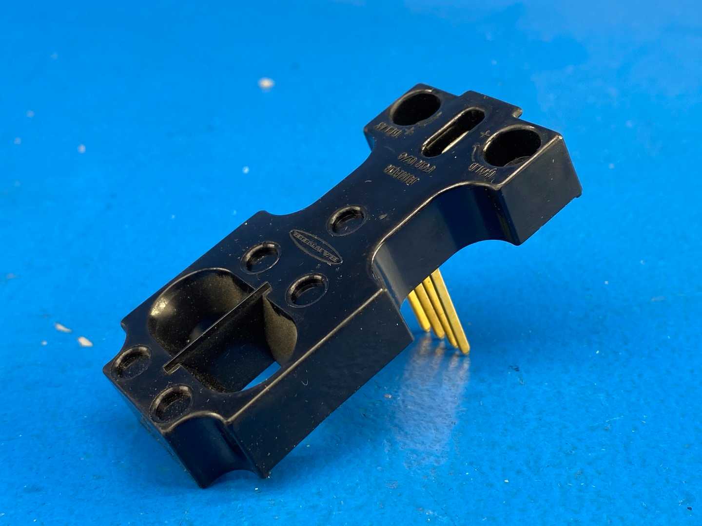 Banner 2LM3 Multi-Beam 4-Wire Logic Module – Delay/Hold Function – New In Box
