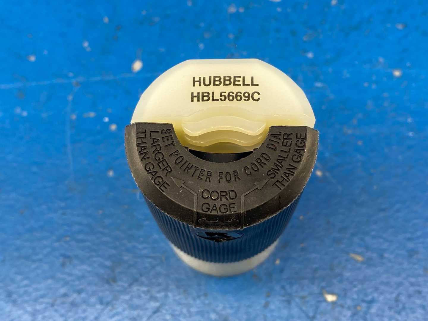 Hubbell HBL5669C Insulgrip Female Connector Body 15A 250V 2P-3W Grounding 6-15R