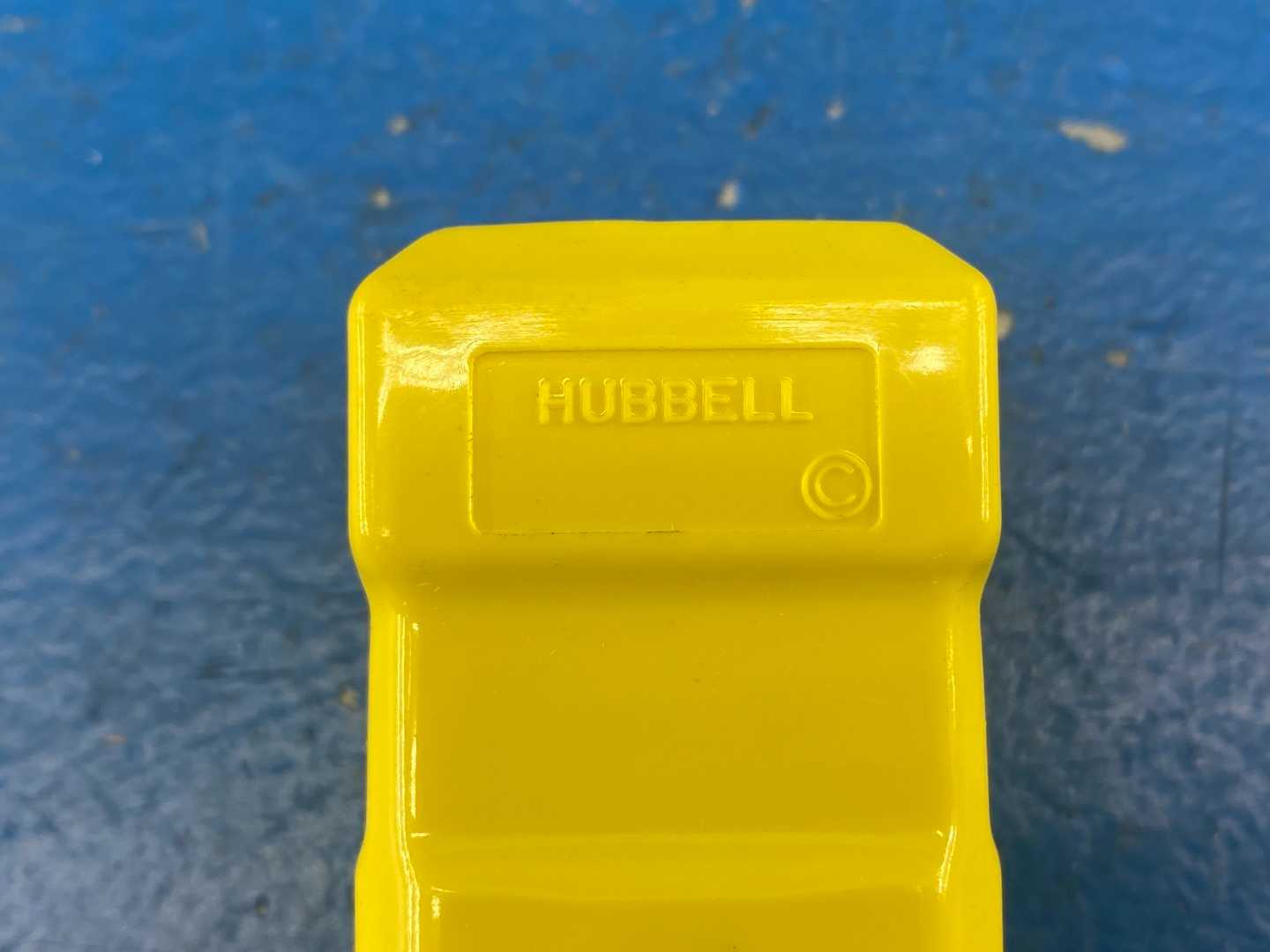 Hubbell HBL5865VY Valise Non-Grounding Straight Male Plug 15A 125V Yellow 2 Pole 2 Wire 