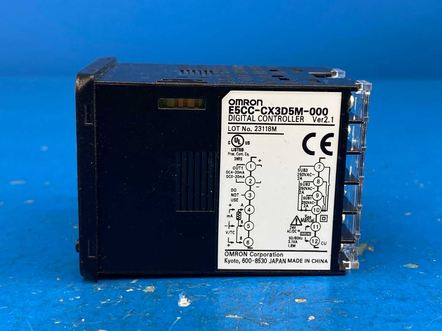 Omron E5CC-CX3D5M-000, Digital Temperature Controller Multi-Range Inputs 24V Version 2.1