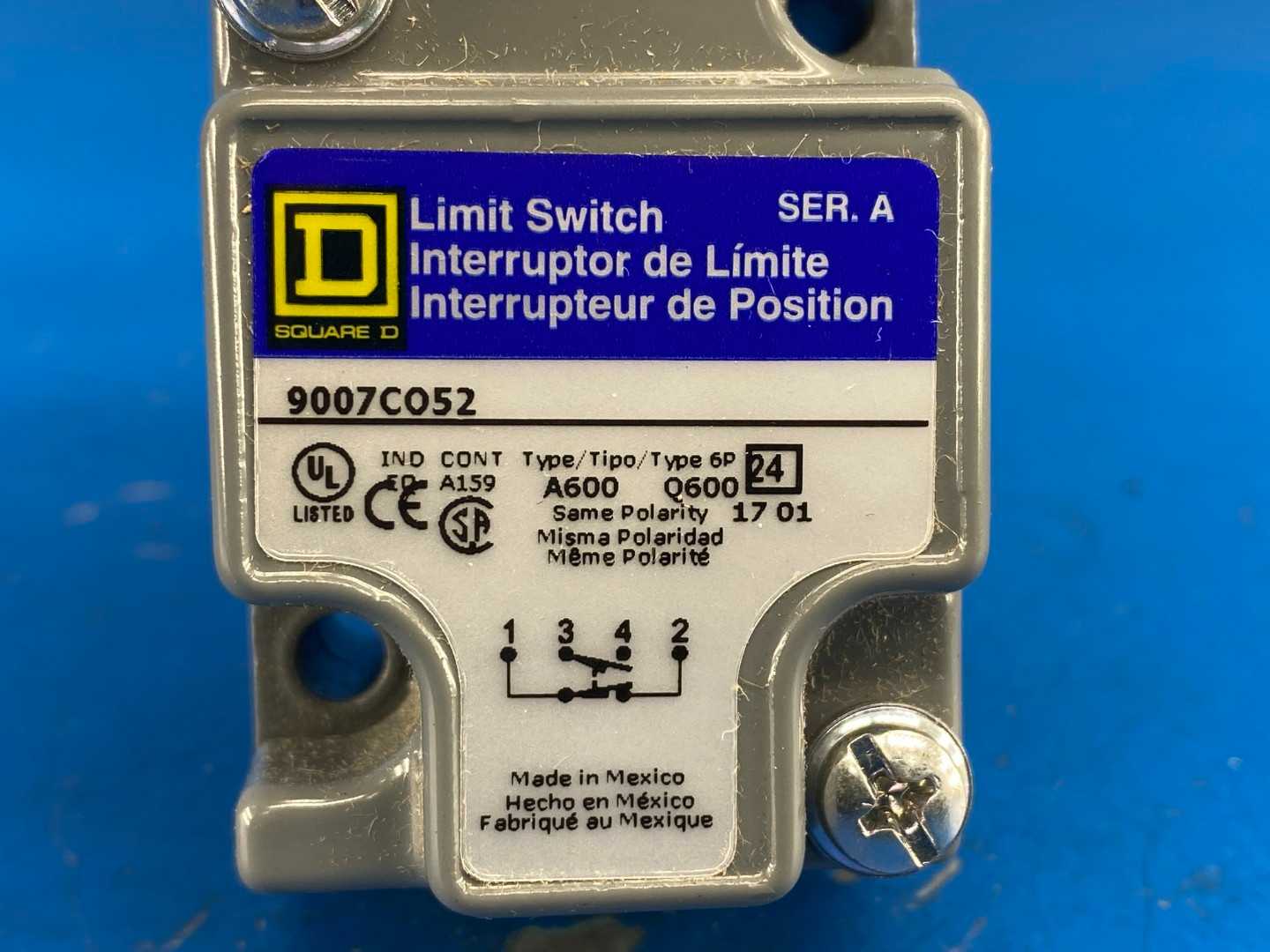 Square D 9007C52ED Limit Switch, Roller Plunger Heavy-Duty