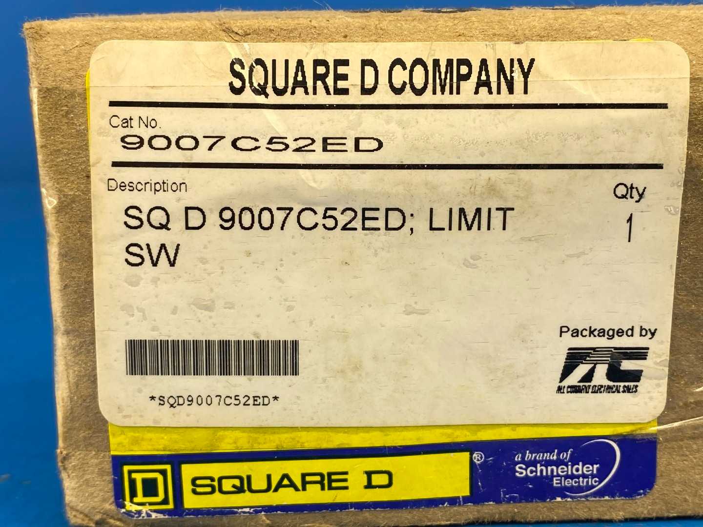 Square D 9007C52ED Limit Switch, Roller Plunger Heavy-Duty