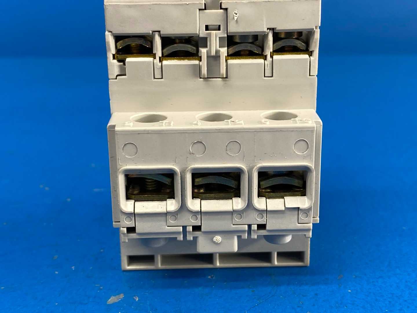 Allen-Bradley 193-EA5EB E1 Plus Motor Overload Solid State Relay 1.6-5.0A 600V