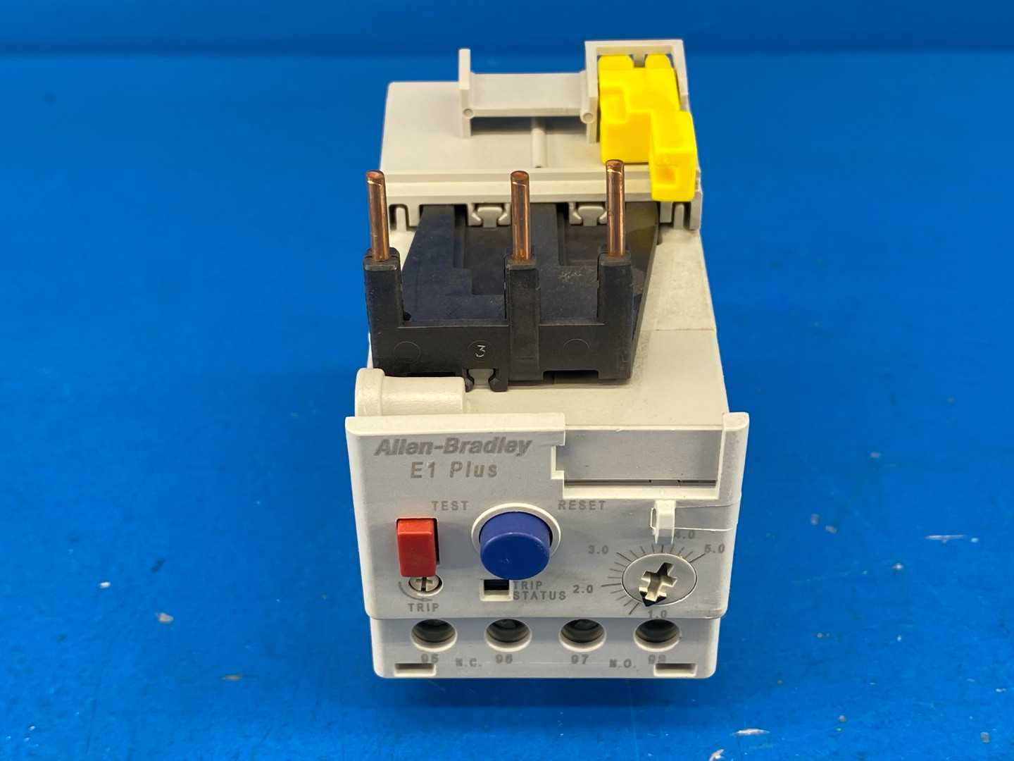 Allen-Bradley 193-EECB E1 PLUS Overload Relay Series B