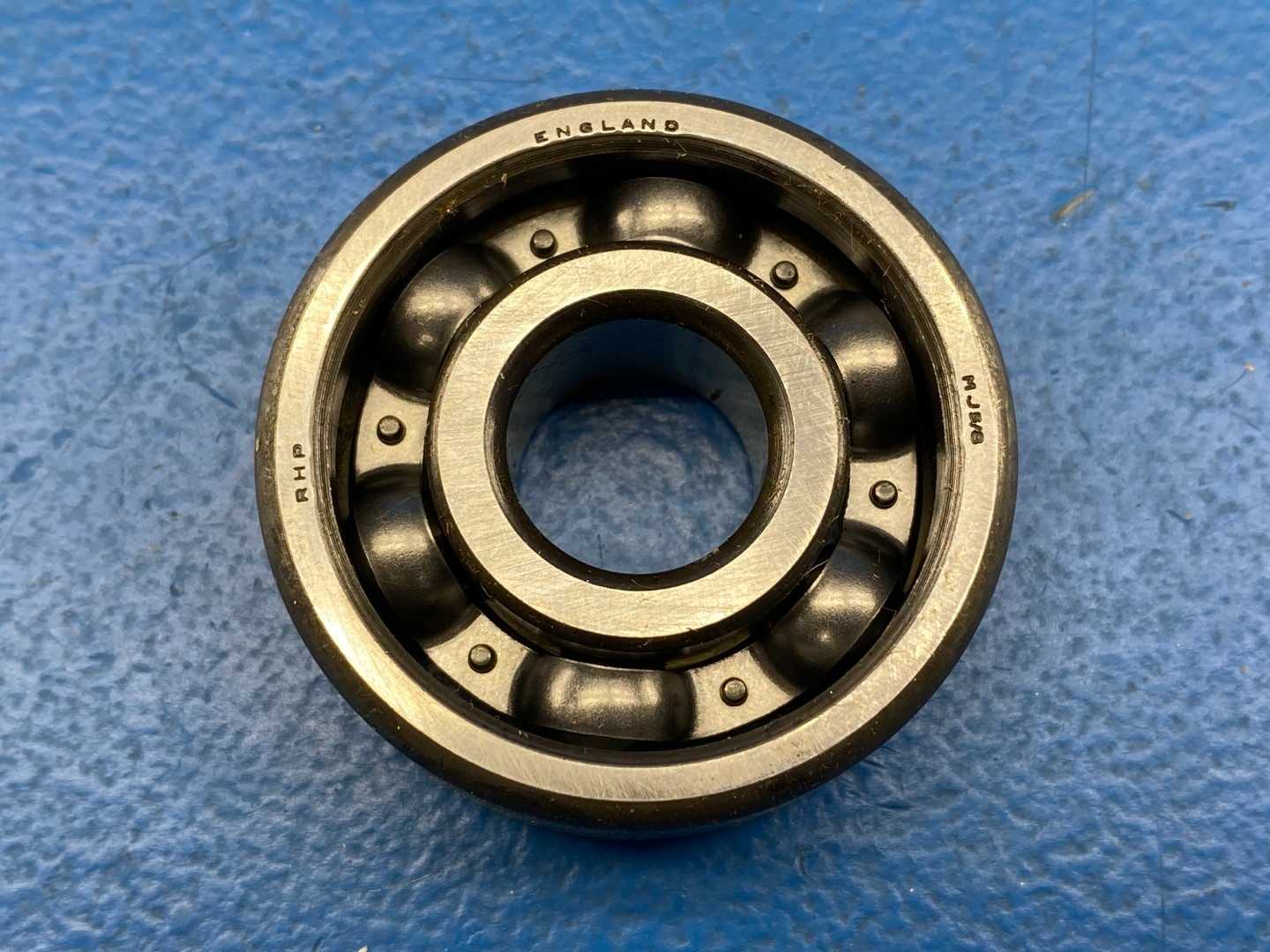 HOFFMAN MS-7 Imperial Deep Groove Ball Bearing 0.625" Bore x 1.81" OD x 0.625" Width (15.88mm x 46.05mm x 15.88mm)