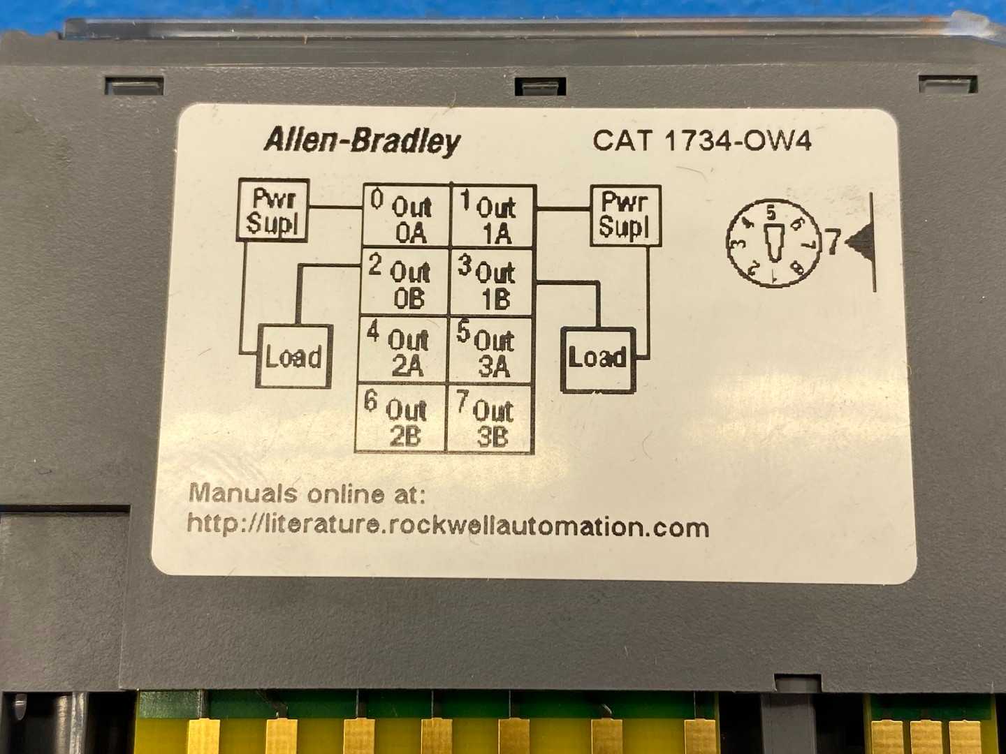Allen-Bradley 1734-OW4 Series C, 4 Point I/O Relay Output Module 24V DC