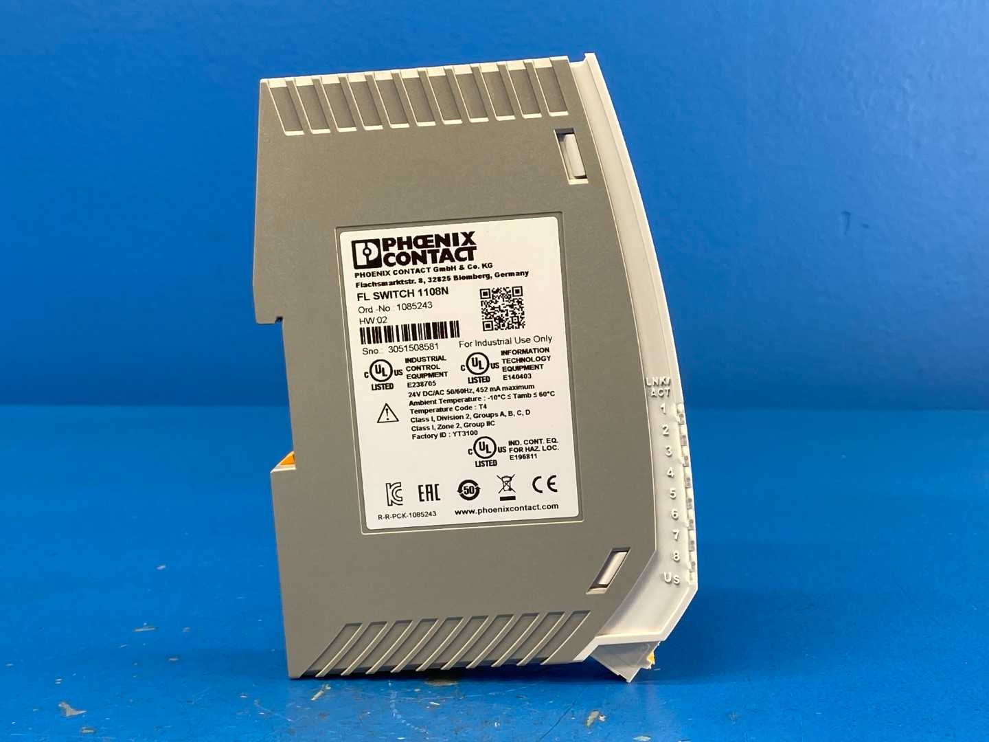 Phoenix Contact FL SWITCH 1108N Ethernet Switch 8-Port 1085243 24V DC/AC 50/60Hz 452 mA Max HW:02, V/C: 03