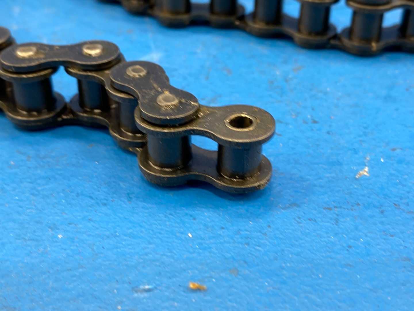 Morse 40R 10FT, 127714 Roller Chain #40 / 1/2 in Pitch, Riveted, 1 Strand, Carbon Steel Material, 10 ft Length
