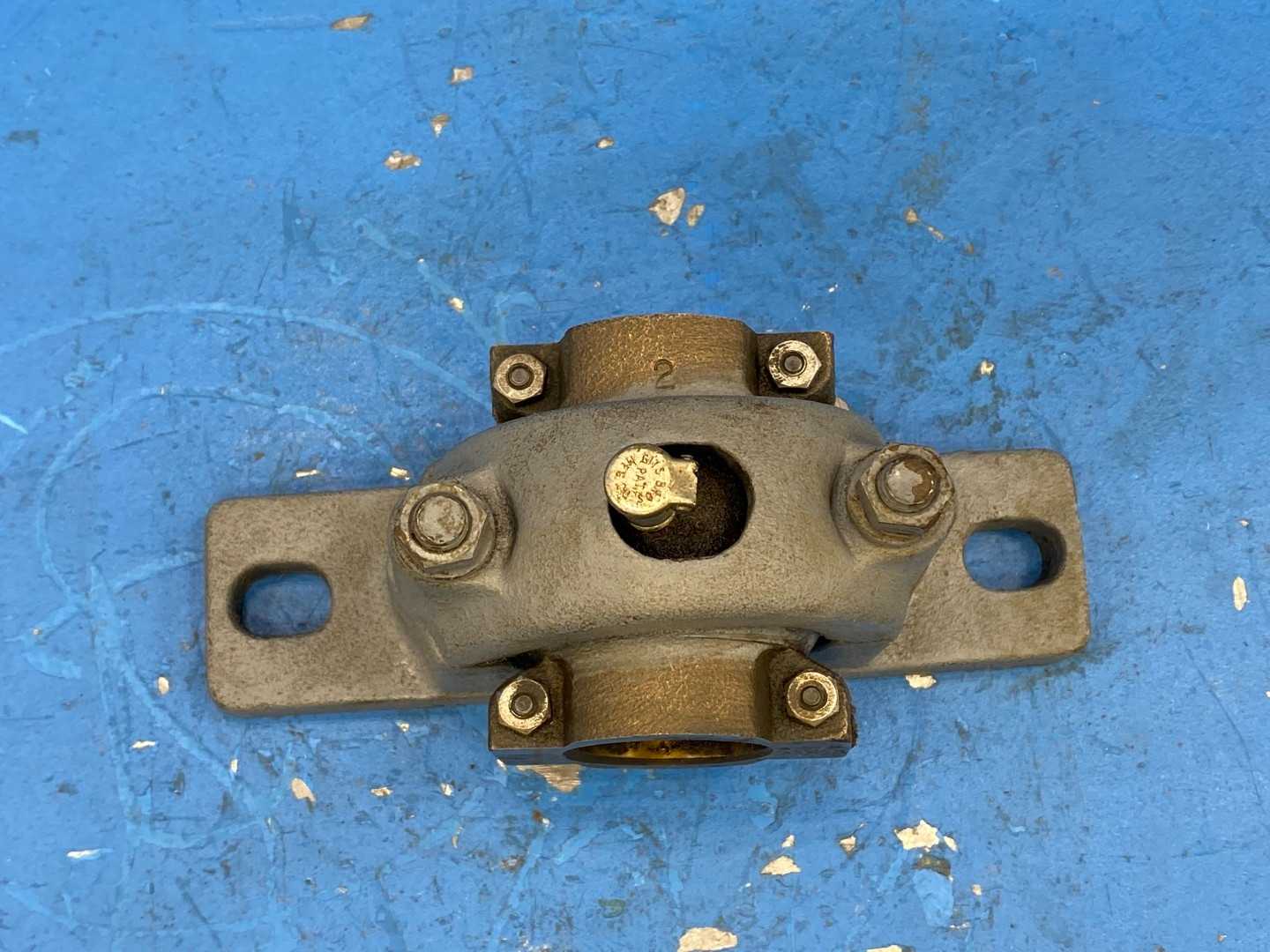 STD402, 2-Bolt Split Pillow Block Bearing 2" Bore Set Screw Collar