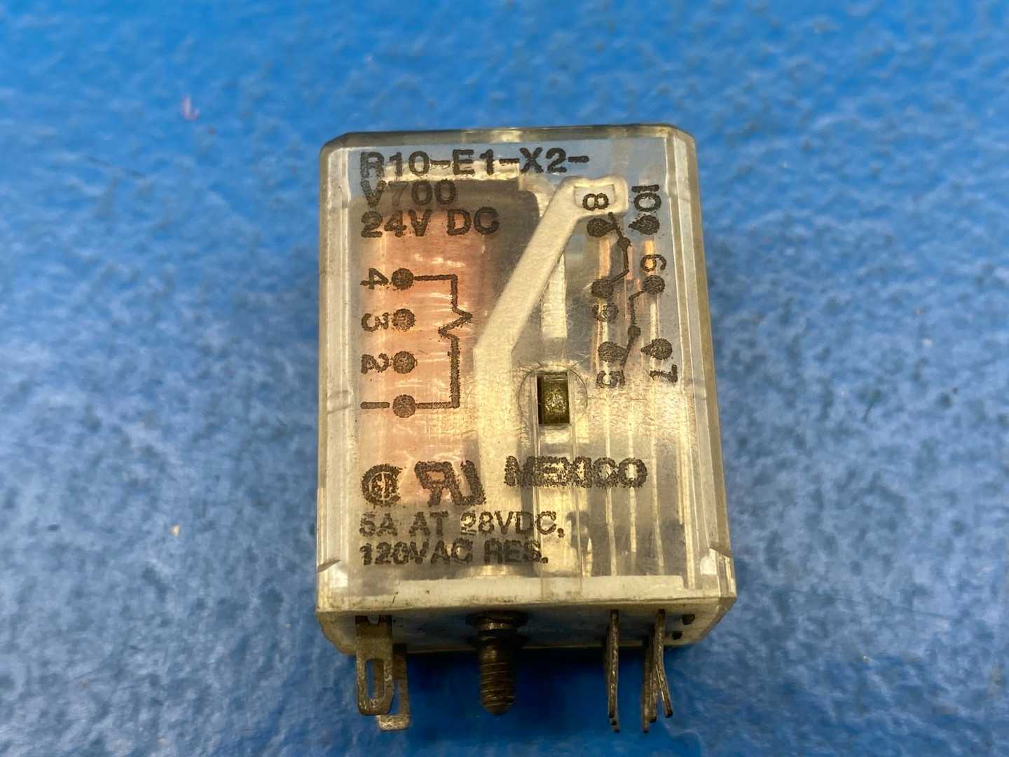 Potter & Brumfield R10-E1-X2-V700 Relay 120VAC 5A 24VDC Coil
