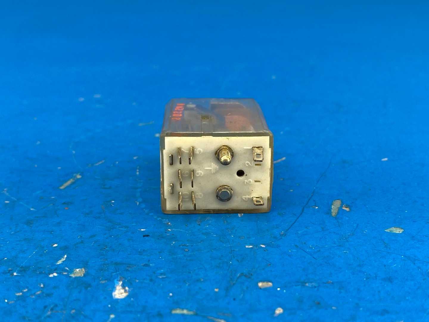 Potter & Brumfield R10-E1-X2-V700 Relay 120VAC 5A 24VDC Coil