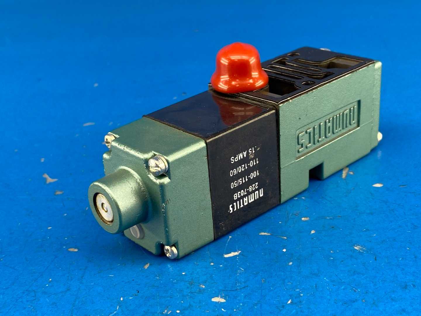 Numatics 081SA400K Pneumatic Solenoid Air Control Valve, 1/4" 120 VAC .15Amps 4-Way 2-Position 150PSIG-AIR