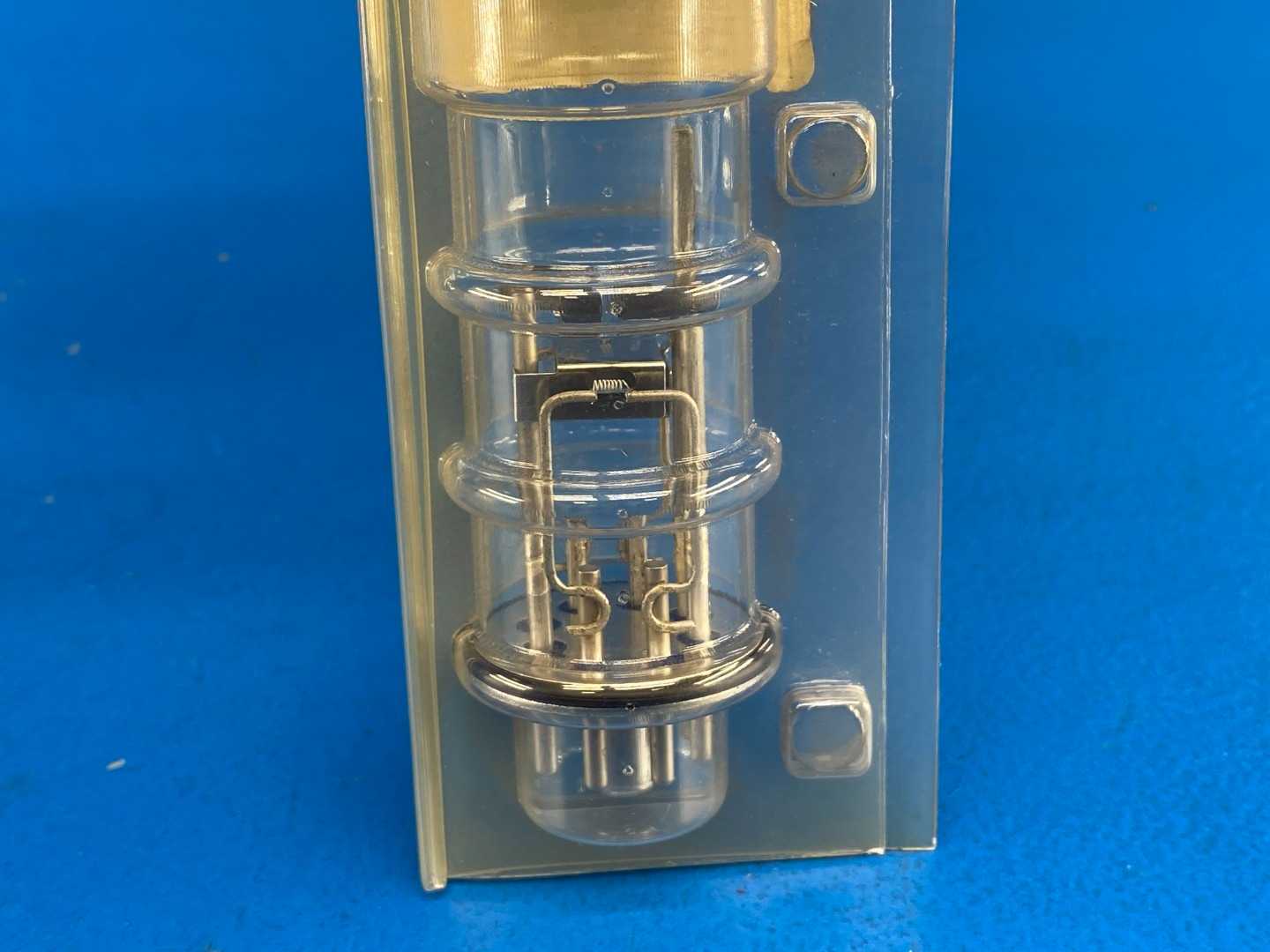 Varian Vacuum Technologies 82850302 Ion Source, Dual Thoriated Iridium Filament (Helium Leak Detector)
