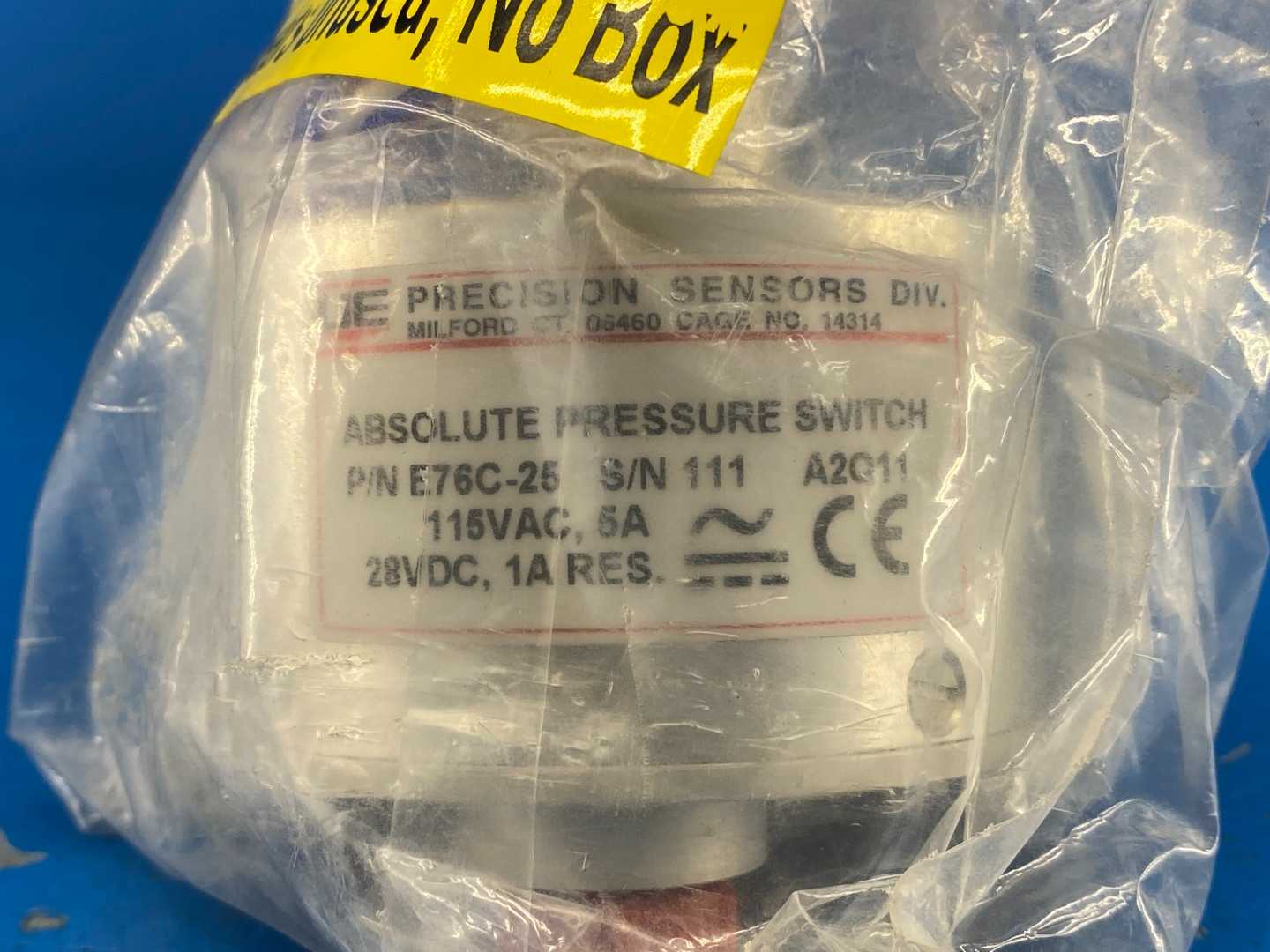 UE Precision Sensors Div. E76C-25 Absolute Pressure Switch 115VAC 5A 28VDC 1A RES